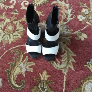 Women’s Leather Wedge Sandal